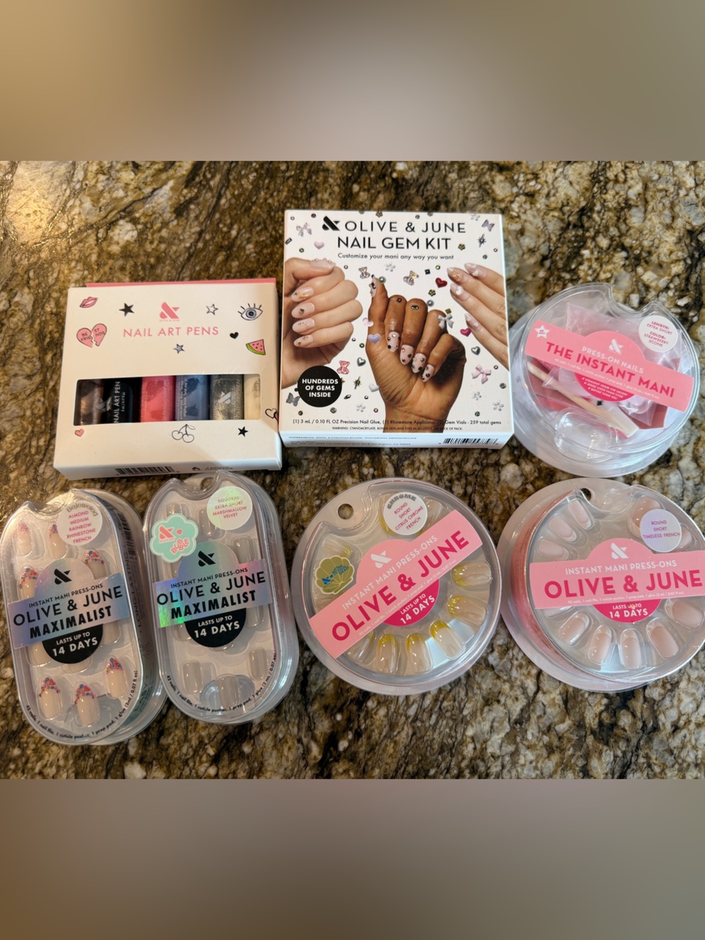 Olive & June Press-On Nail Set Bundle - Pink, White, Clear
